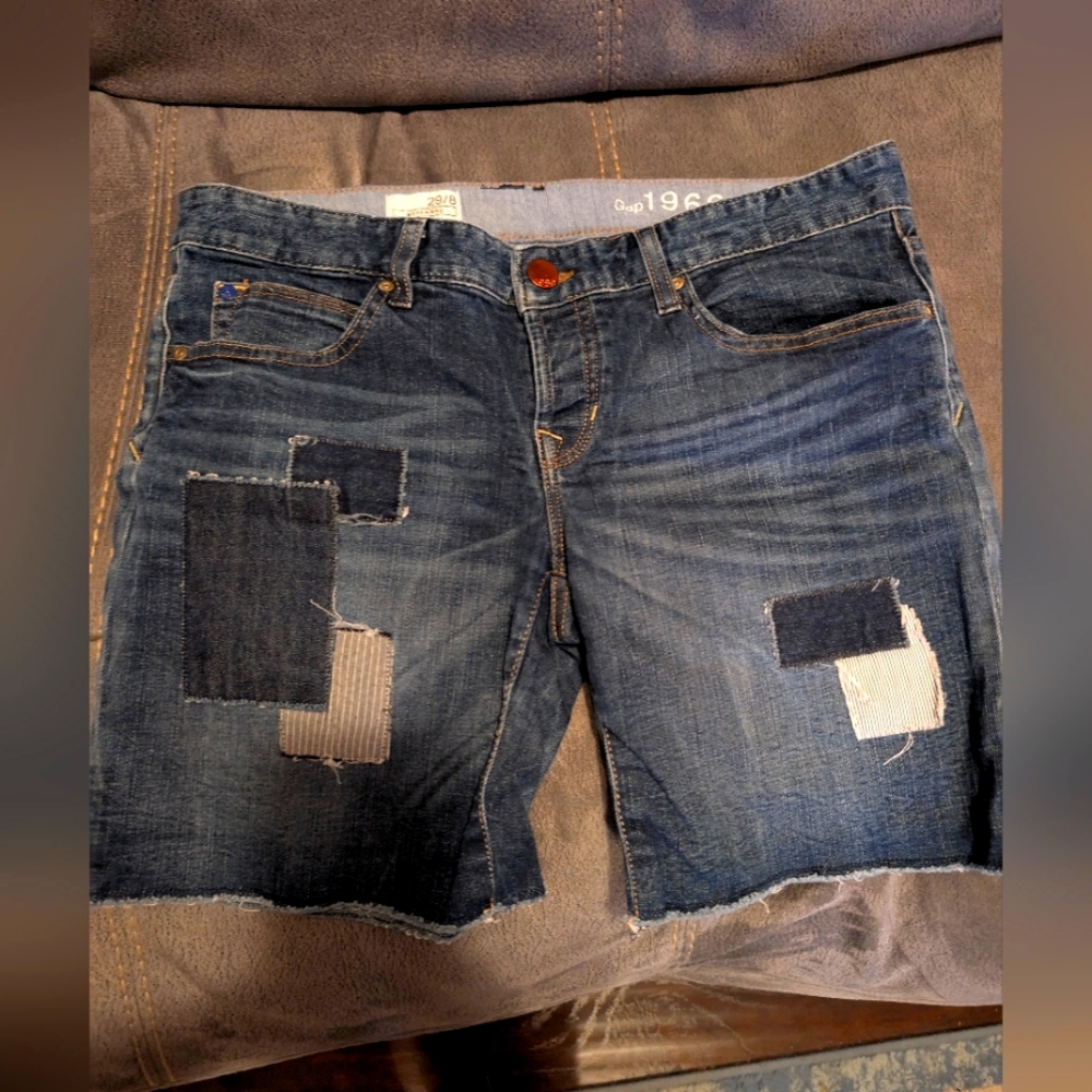 Gap 1969 Distressed Denim Shorts 💙 Blue